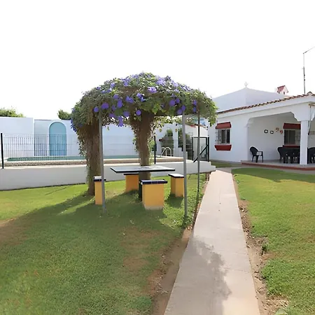 Villa Familiar Con Piscina Privada, Jardin Y Wi-fi Gratuito En - Es-180-271 Conil De La Frontera