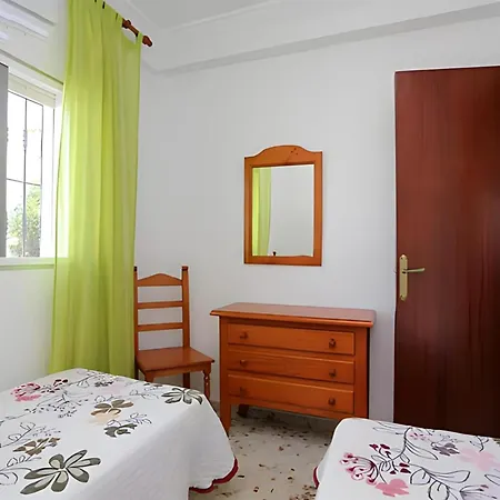 Familiar Con Piscina Privada, Jardin Y Wi-fi Gratuito En - Es-180-271 * Conil De La Frontera